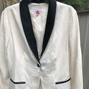 Tuxedo jacket